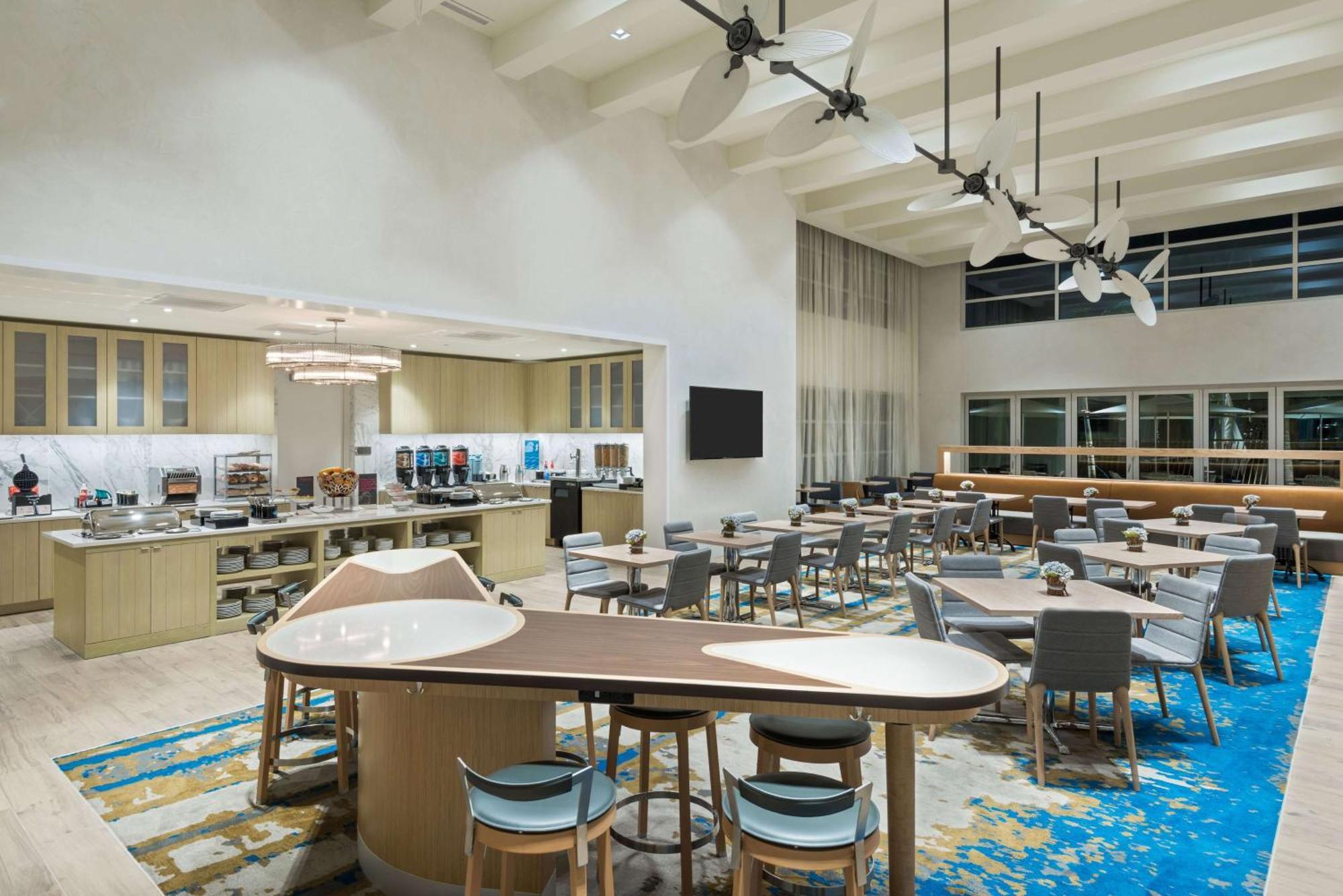 萨拉索塔莱克伍德牧场希尔顿惠庭套房酒店 The Meadows 外观 照片